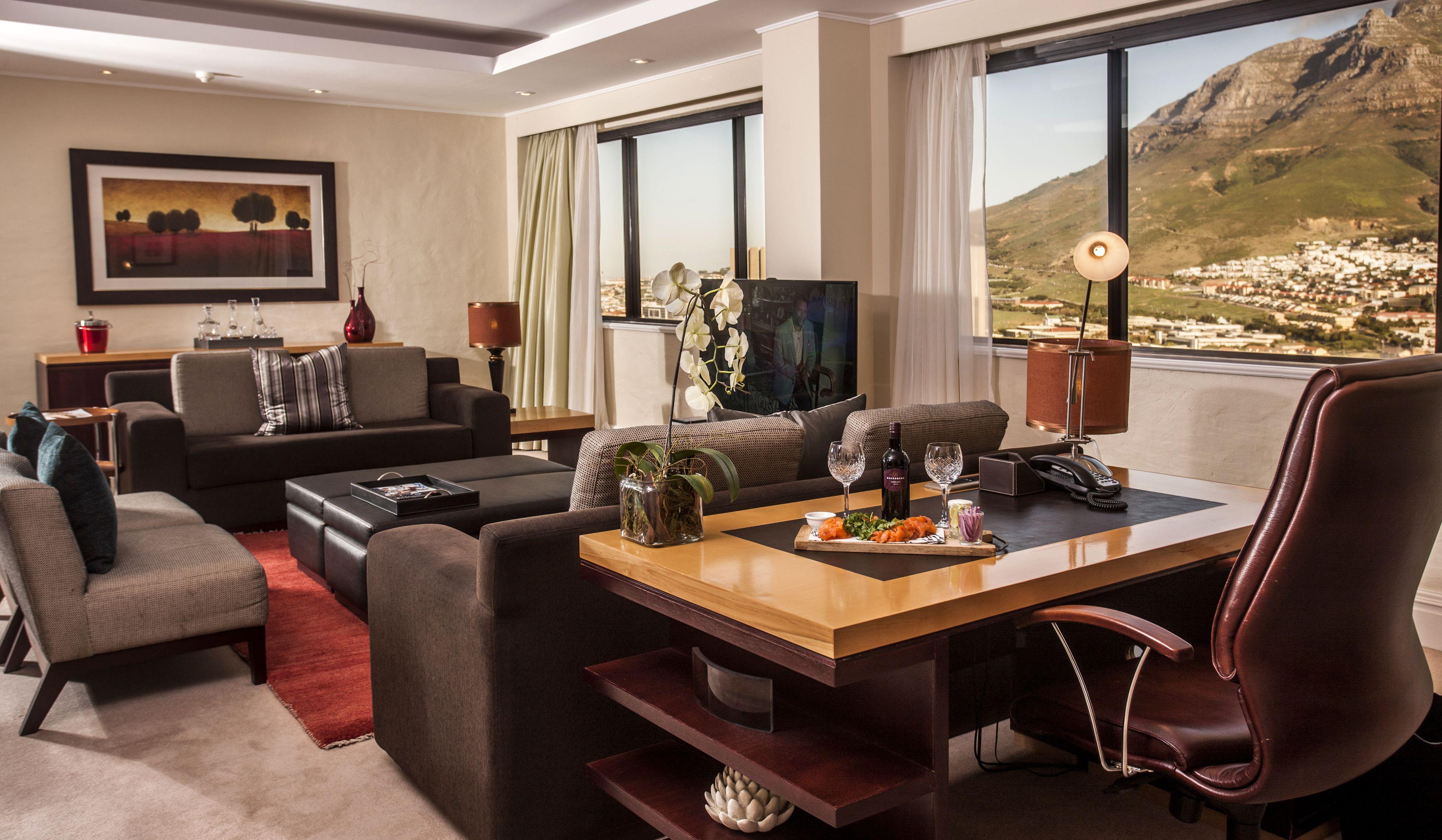 SOUTHERN SUN CAPE SUN HOTEL CAPE TOWN